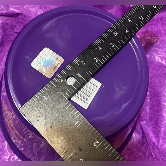 New Two Minnesota Vikings NFL 4 Quart Plastic Drink Party Snack Tailgate Bucket - Picture 6 of 9